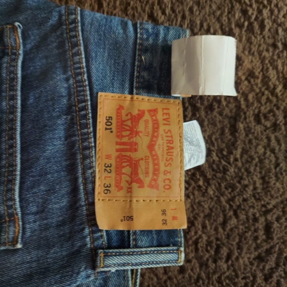 Men's Levi's Button Fly 501 Jeans - Picture 5 of 5